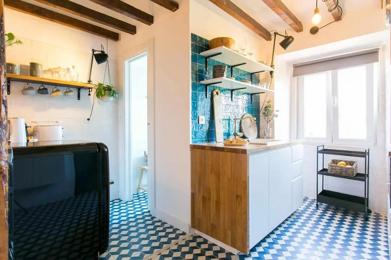 Cozy Blue Attic Lx Factory 1 De Maio Apartment Lisbon